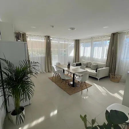 Aparthotel Villamartin Ghb *