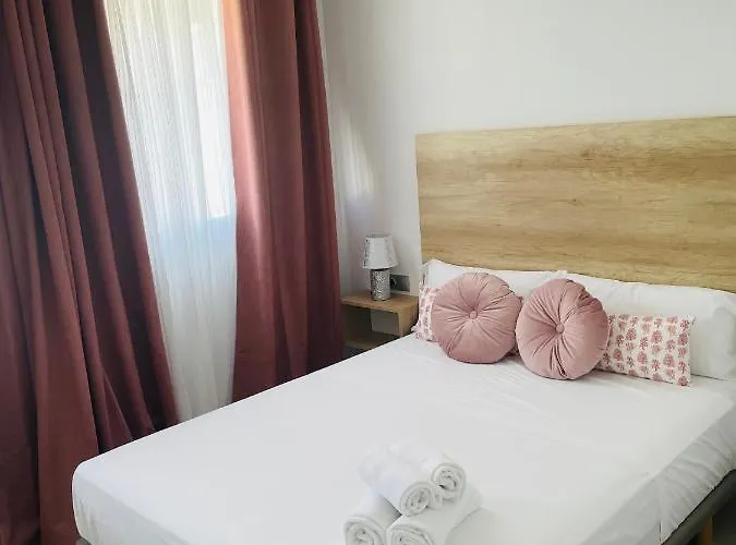 Villamartin Ghb מלון דירות 4*
