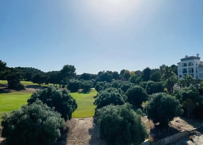 Villamartin Ghb מלון דירות 4*
